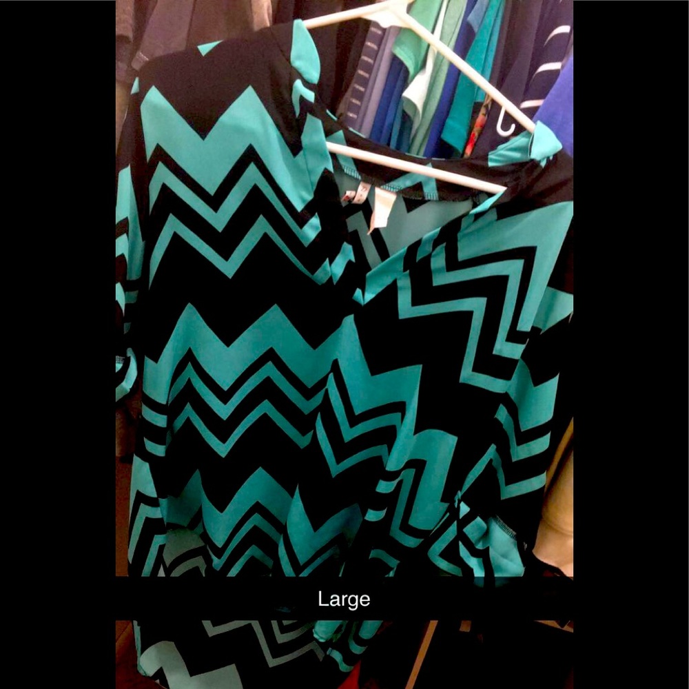 Black, blue, size large.